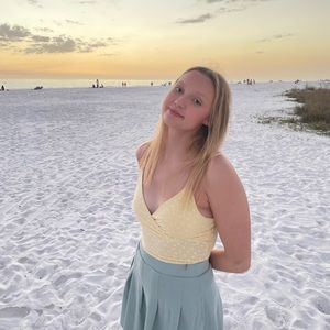 Meet your Posher, Isabella